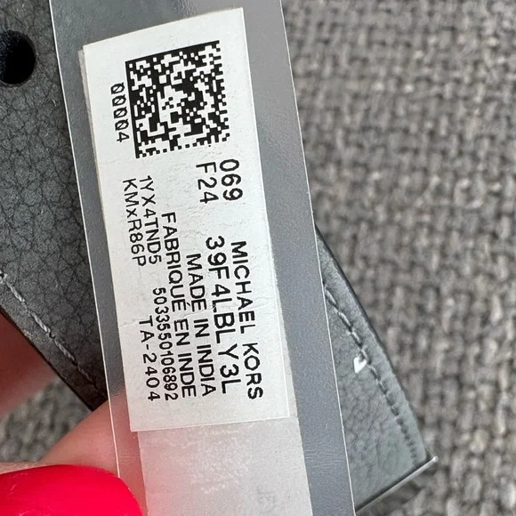 Michael Kors Pebbled Leather Belt Gray Gunmetal Buckle Size 32 - Picture 4 of 8